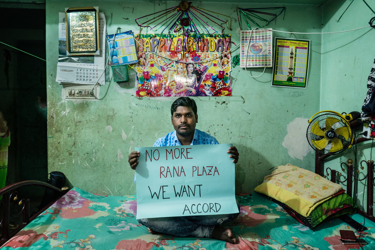 Arbeiders in Bangladesh voeren actie voor Internationaal Akkoord - foto Kristof Vadino